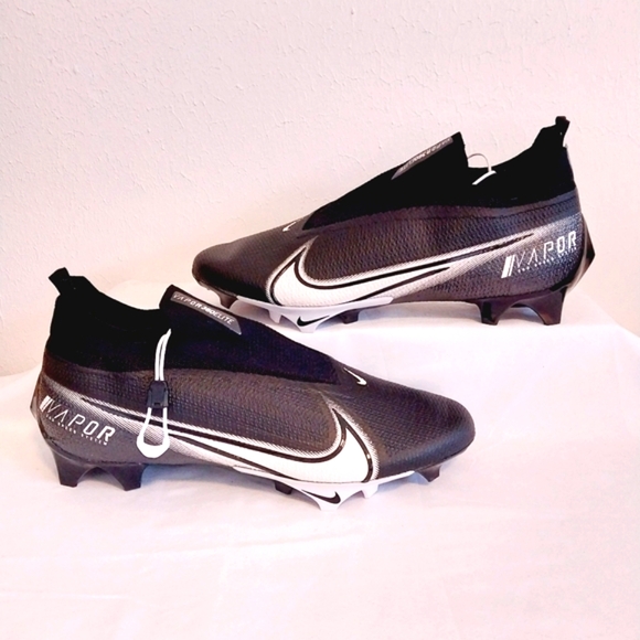 Nike Vapor Edge Elite 360 Flyknit Football Cleats - Picture 12 of 12